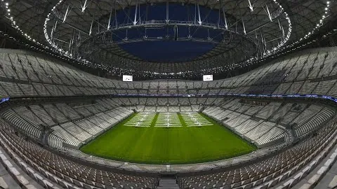 亿金打造，千尺尊享，亿万拥趸的“虚拟公主”线下盛典热烈启幕！