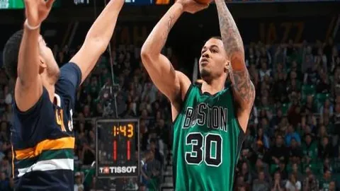 梅总支援西里奇晋级，卫冕冠军意外出局；沙波维奇实现复仇，汤千慧迎来首场胜利