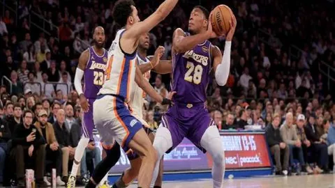 春踏山巅展雄风，健身逐梦新征程。